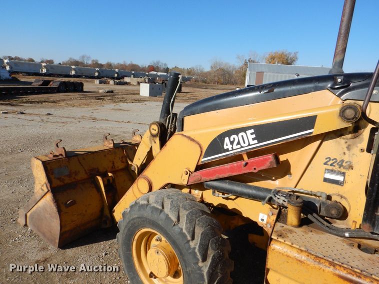 image for item DS8245 2006 Caterpillar 420E  backhoe