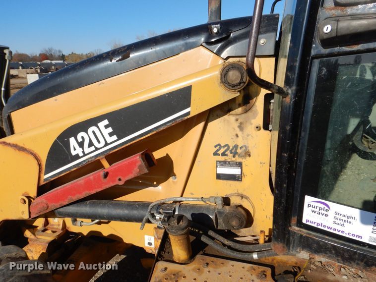 image for item DS8245 2006 Caterpillar 420E  backhoe