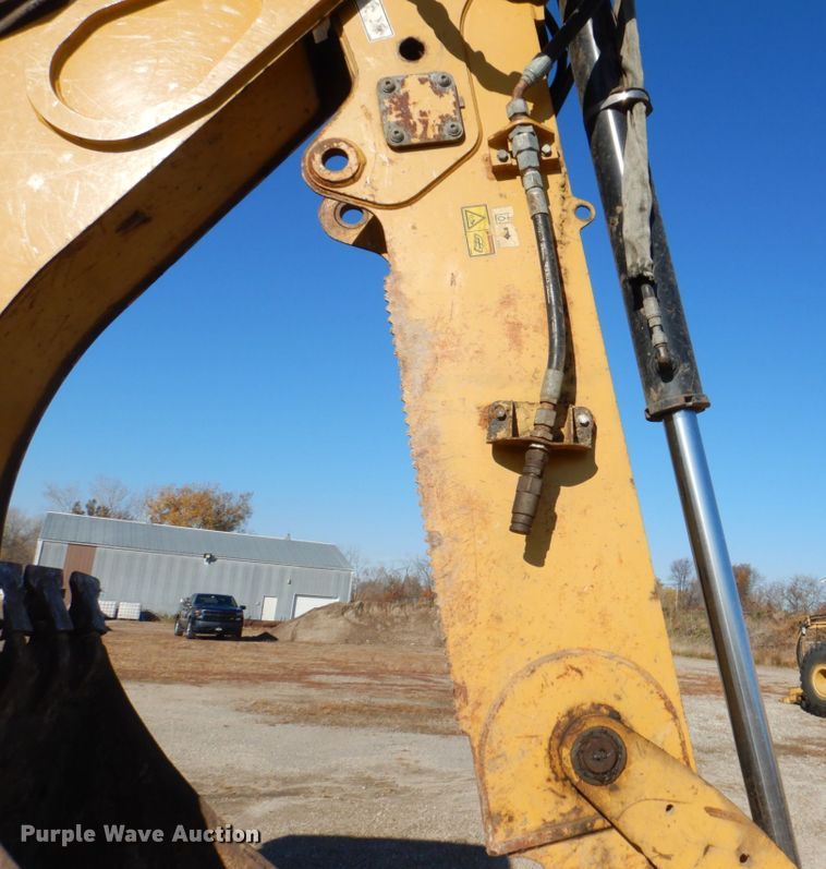 image for item DS8245 2006 Caterpillar 420E  backhoe
