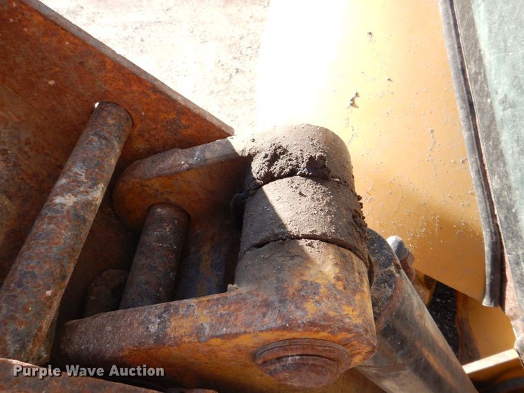 image for item DS8245 2006 Caterpillar 420E  backhoe