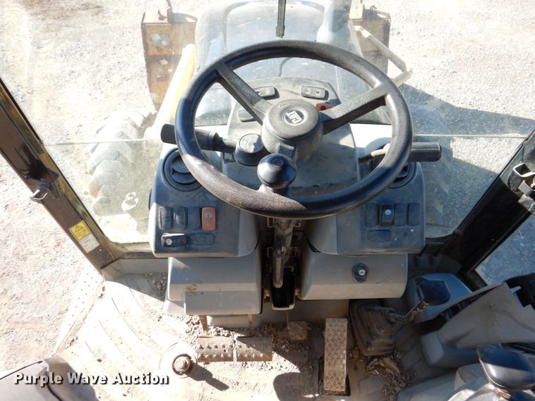 image for item DS8245 2006 Caterpillar 420E  backhoe