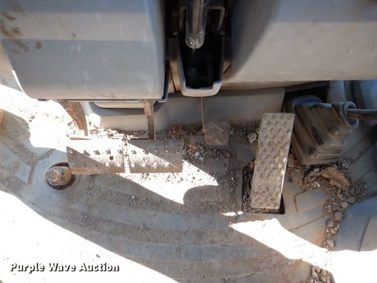 image for item DS8245 2006 Caterpillar 420E  backhoe