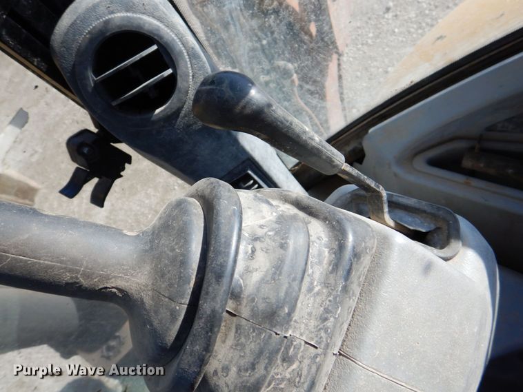 image for item DS8245 2006 Caterpillar 420E  backhoe