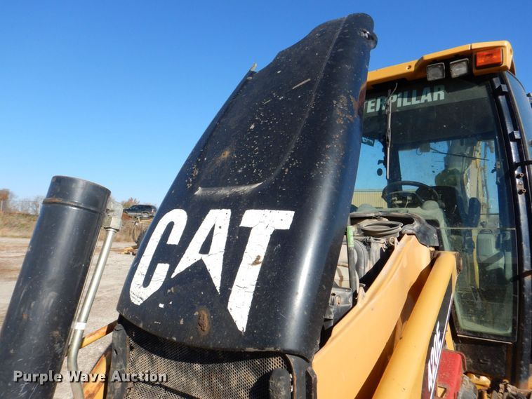 image for item DS8245 2006 Caterpillar 420E  backhoe