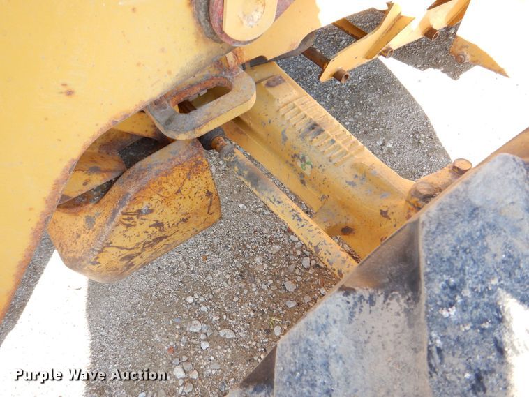 image for item DS8245 2006 Caterpillar 420E  backhoe