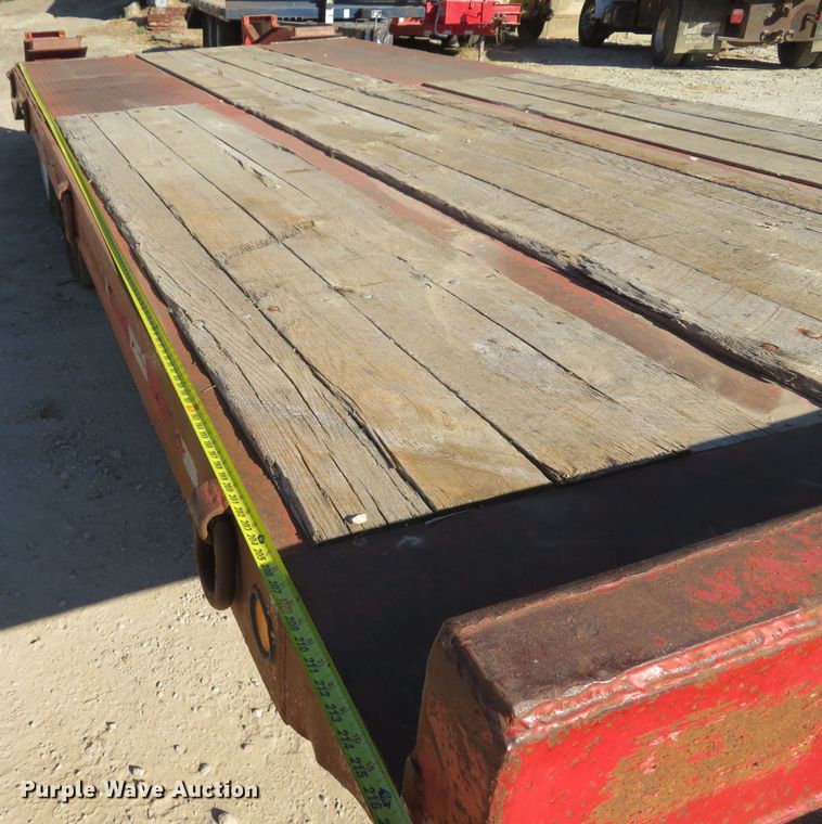 image for item FB9824 1985 Interstate 40DA  equipment trailer