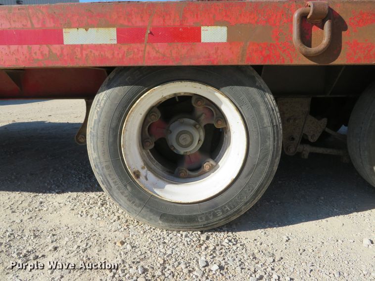 image for item FB9824 1985 Interstate 40DA  equipment trailer