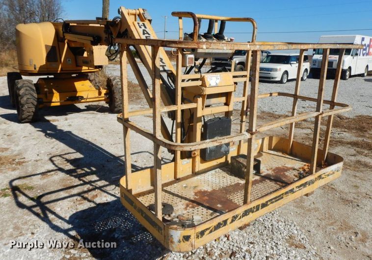 image for item HF9461 2001 Haulotte HA51JRT  boom lift