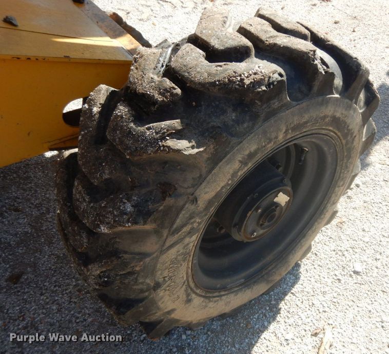 image for item HF9461 2001 Haulotte HA51JRT  boom lift