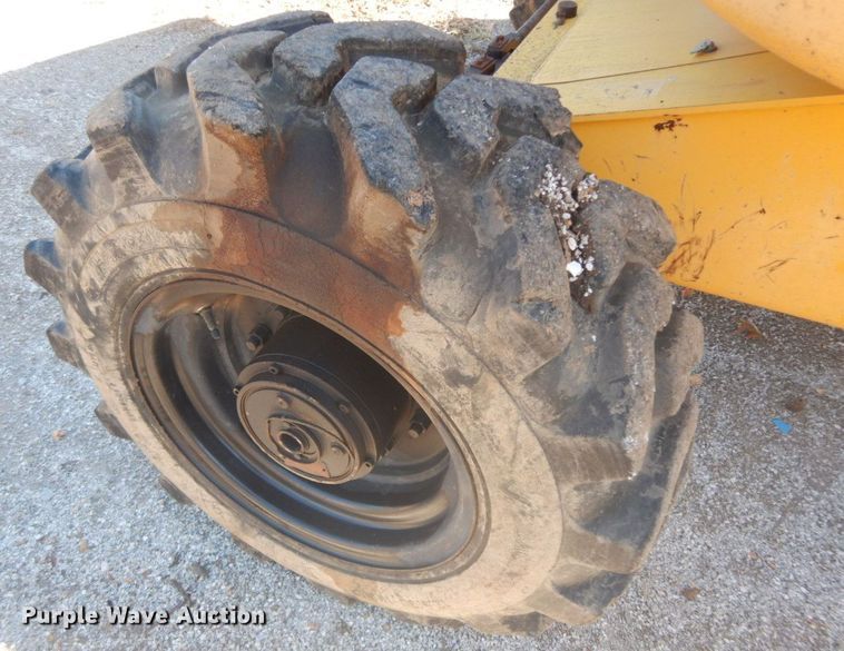 image for item HF9461 2001 Haulotte HA51JRT  boom lift