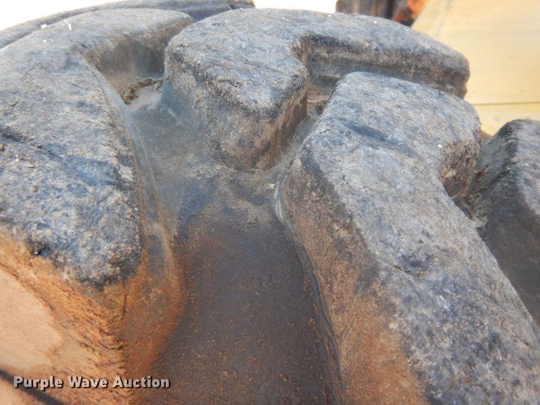 image for item HF9461 2001 Haulotte HA51JRT  boom lift