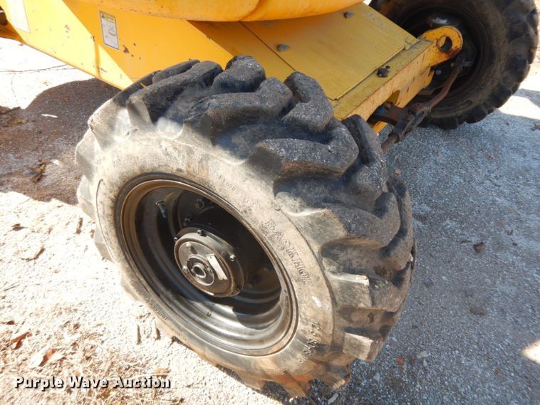 image for item HF9461 2001 Haulotte HA51JRT  boom lift