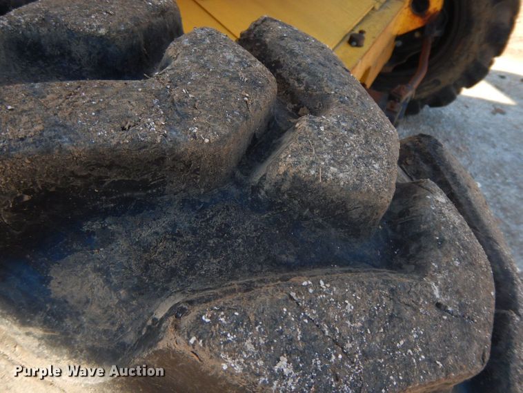 image for item HF9461 2001 Haulotte HA51JRT  boom lift