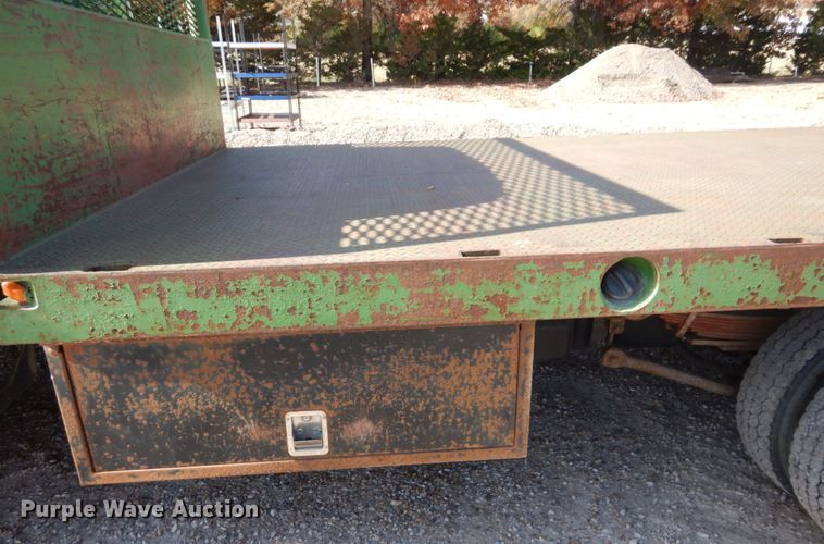 image for item JK9003 2006 Chevrolet C4500 Kodiak  flatbed truck