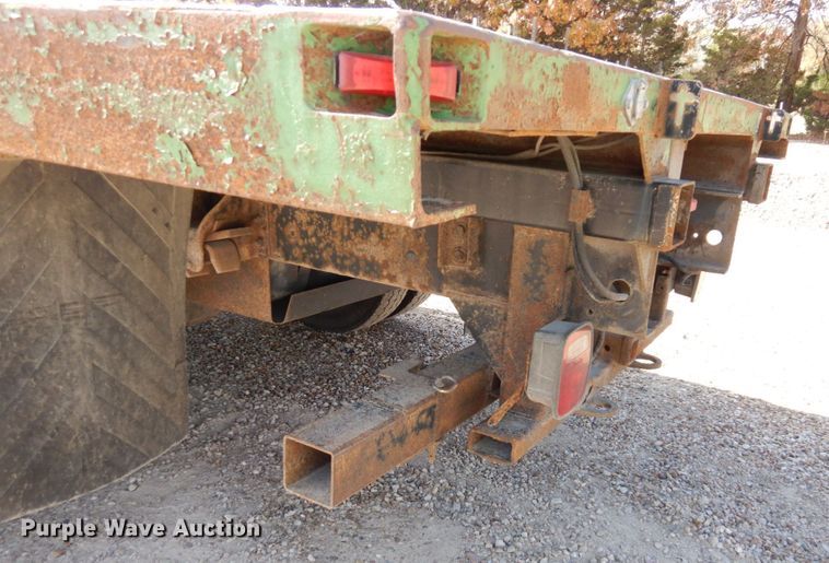 image for item JK9003 2006 Chevrolet C4500 Kodiak  flatbed truck