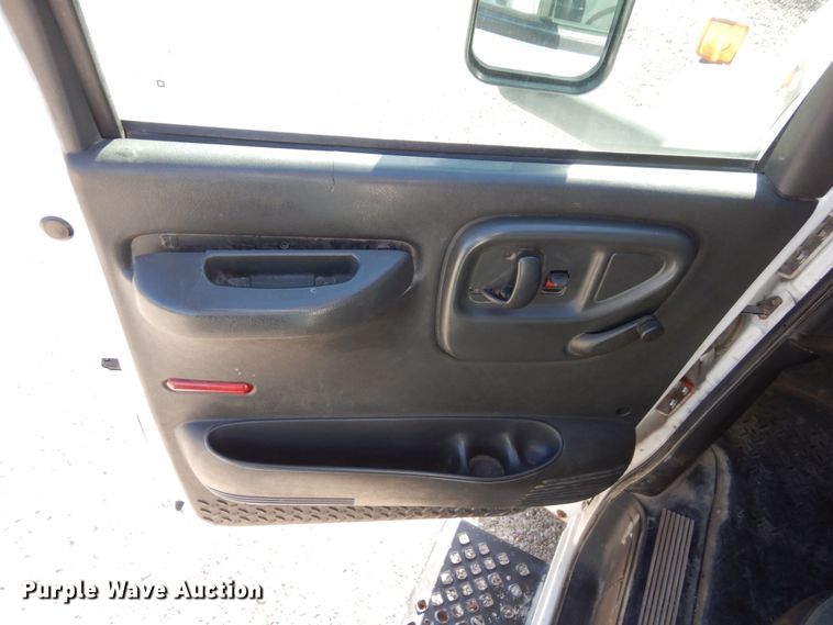 image for item JK9003 2006 Chevrolet C4500 Kodiak  flatbed truck