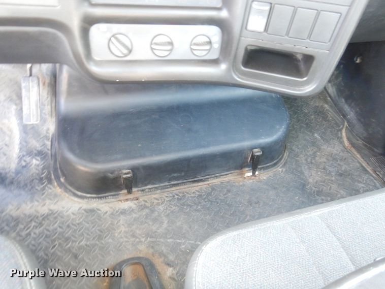 image for item JK9003 2006 Chevrolet C4500 Kodiak  flatbed truck