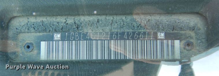 image for item JK9003 2006 Chevrolet C4500 Kodiak  flatbed truck