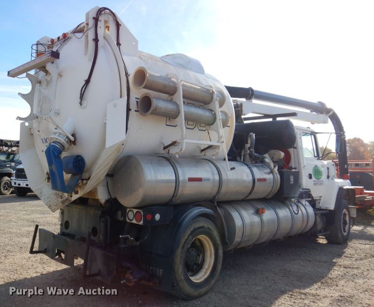 image for item JL9853 1996 Ford LN8000  sewer jetter truck