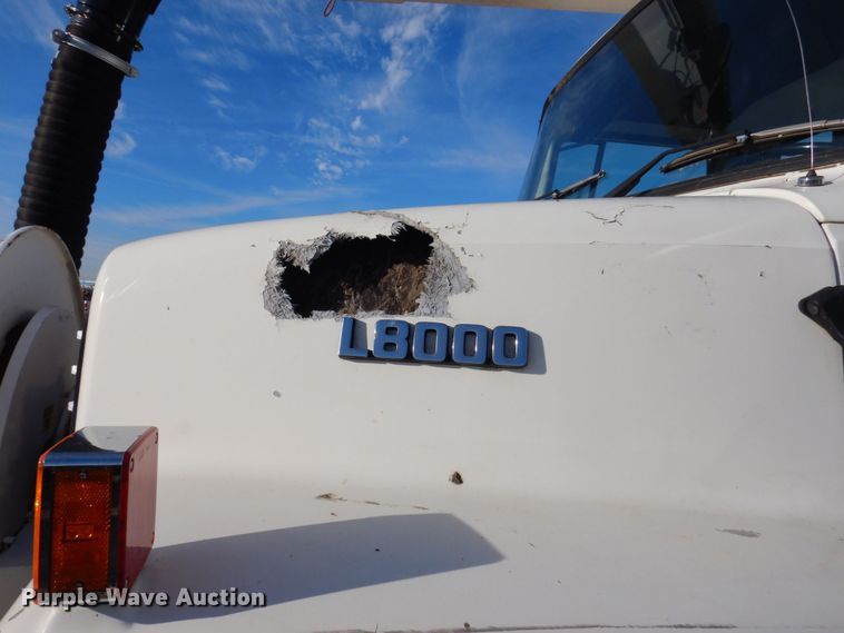 image for item JL9853 1996 Ford LN8000  sewer jetter truck