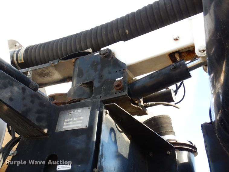 image for item JL9853 1996 Ford LN8000  sewer jetter truck