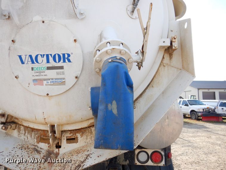 image for item JL9853 1996 Ford LN8000  sewer jetter truck