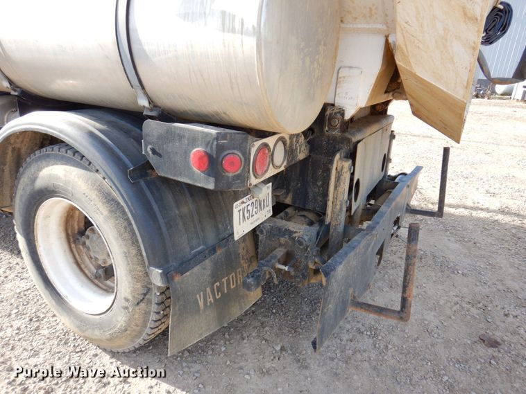 image for item JL9853 1996 Ford LN8000  sewer jetter truck