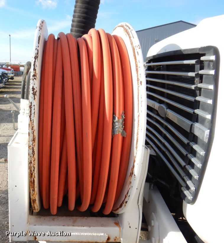 image for item JL9853 1996 Ford LN8000  sewer jetter truck