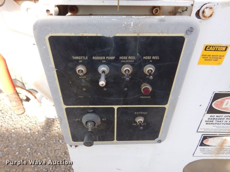 image for item JL9853 1996 Ford LN8000  sewer jetter truck