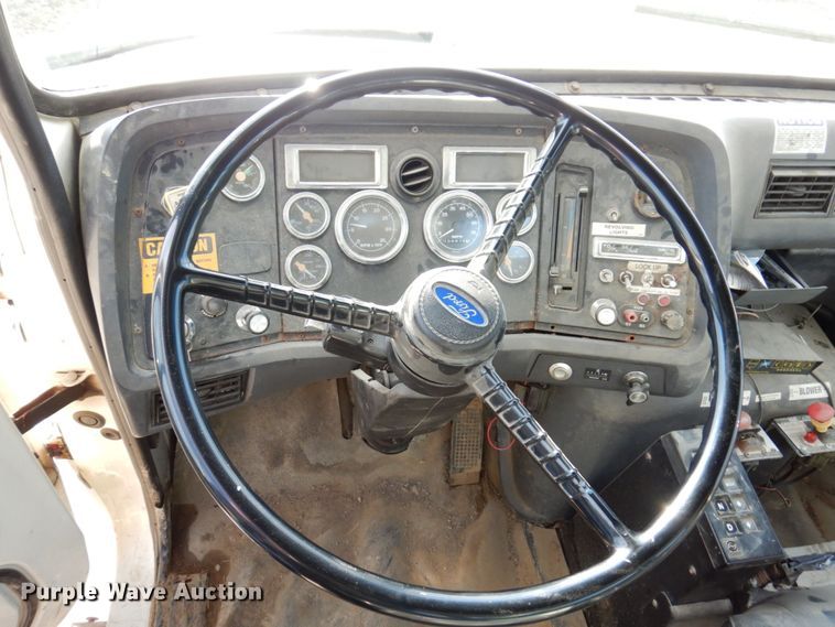 image for item JL9853 1996 Ford LN8000  sewer jetter truck