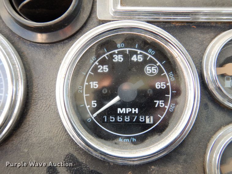 image for item JL9853 1996 Ford LN8000  sewer jetter truck