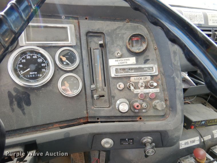 image for item JL9853 1996 Ford LN8000  sewer jetter truck