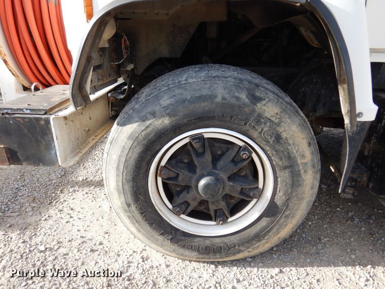 image for item JL9853 1996 Ford LN8000  sewer jetter truck