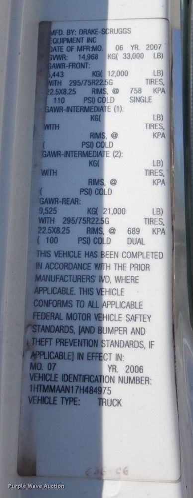 image for item JL9855 2007 International 4300  bucket truck