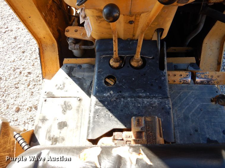 image for item JL9856 1994 Ford 545D  industrial tractor