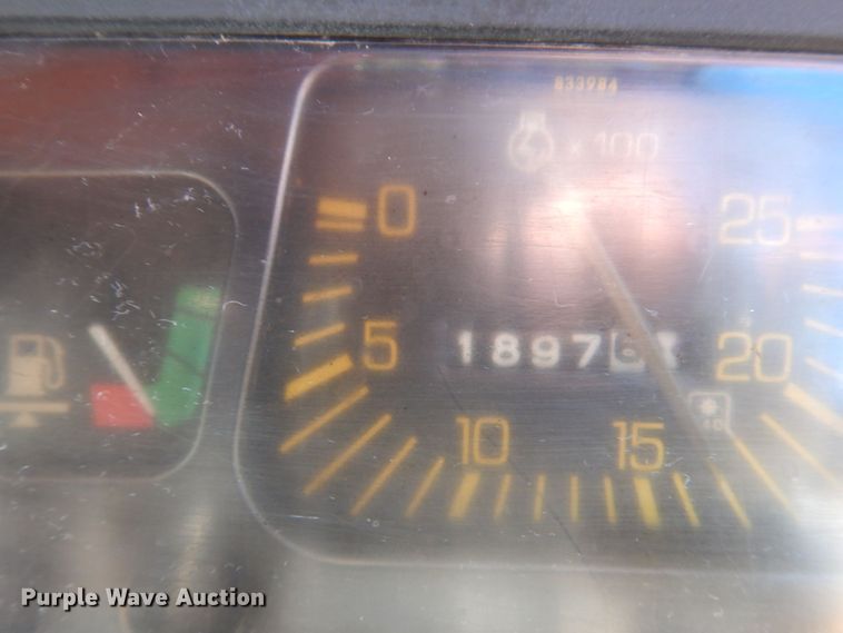 image for item JL9856 1994 Ford 545D  industrial tractor