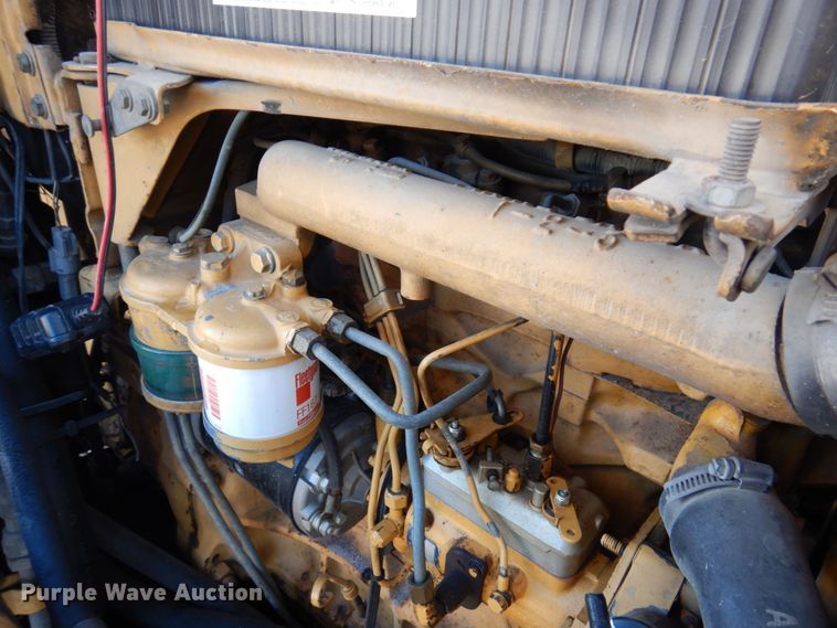 image for item JL9856 1994 Ford 545D  industrial tractor