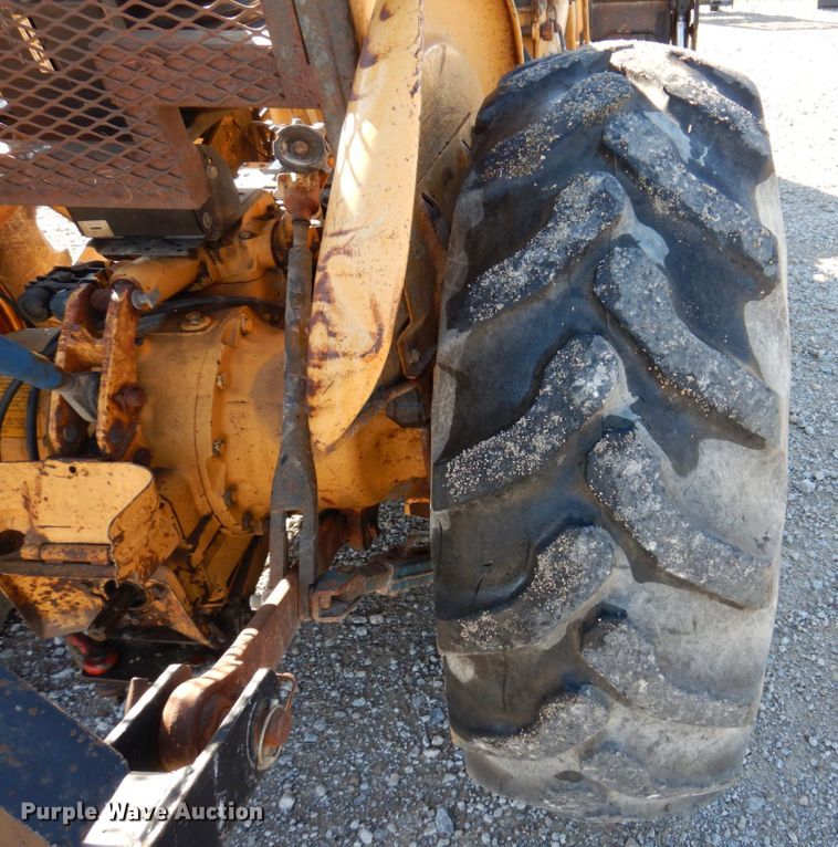 image for item JL9856 1994 Ford 545D  industrial tractor