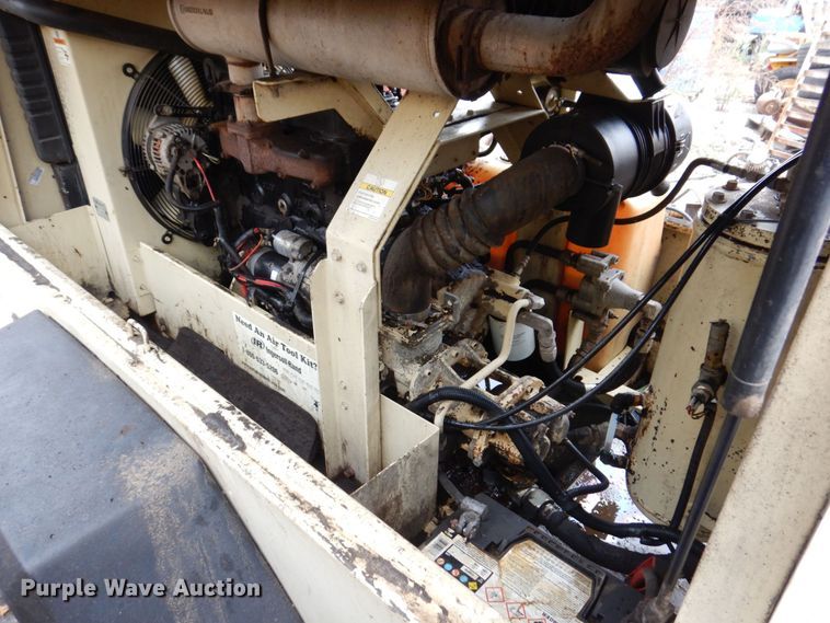 image for item JL9858 2004 Ingersoll Rand P185WR  air compressor