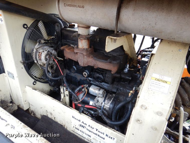 image for item JL9858 2004 Ingersoll Rand P185WR  air compressor