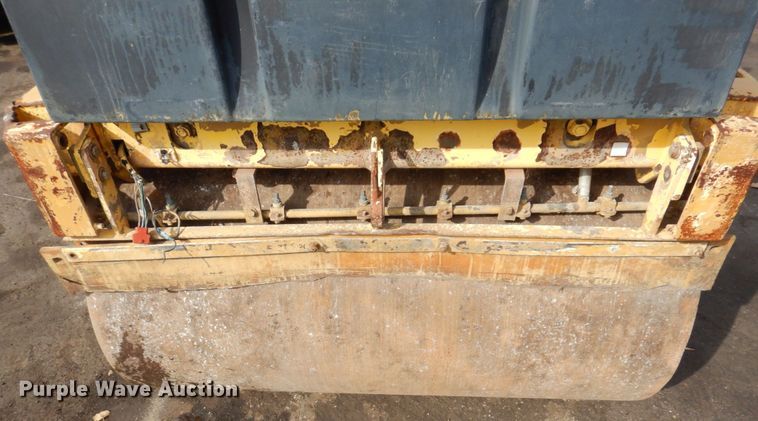 image for item JL9859 1995 Bomag BW120AD-2  double drum roller