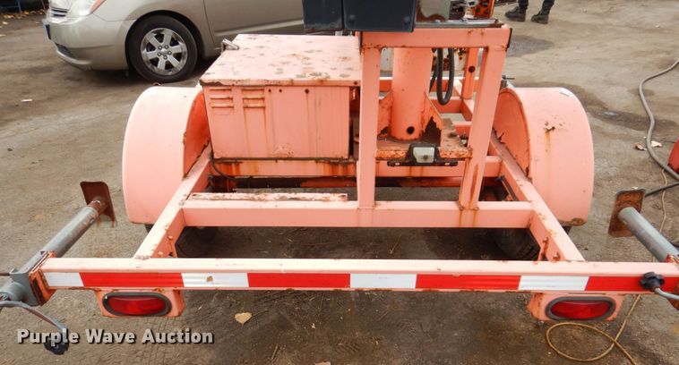 image for item JL9860 2005 Wanco WVTM  message board trailer