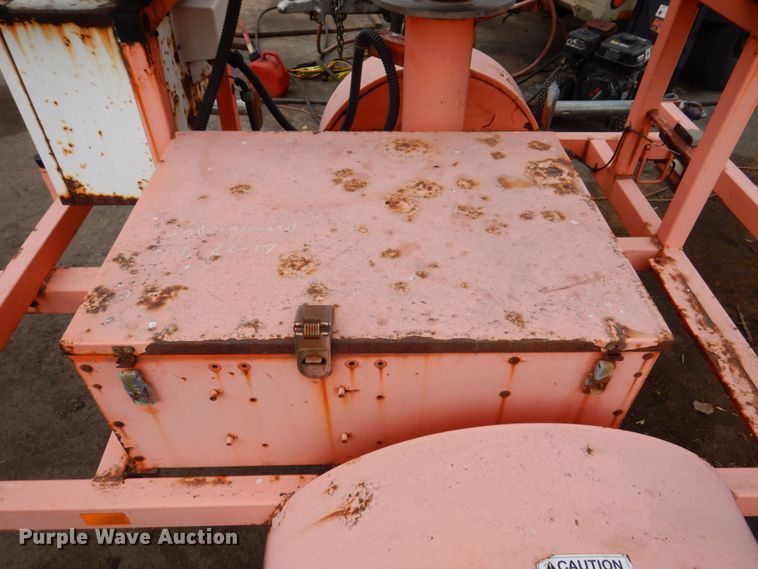 image for item JL9860 2005 Wanco WVTM  message board trailer