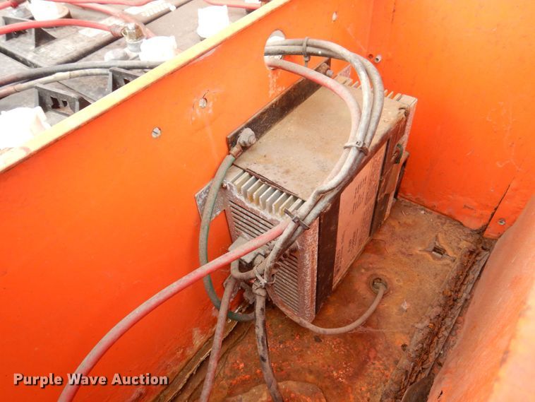 image for item JL9860 2005 Wanco WVTM  message board trailer