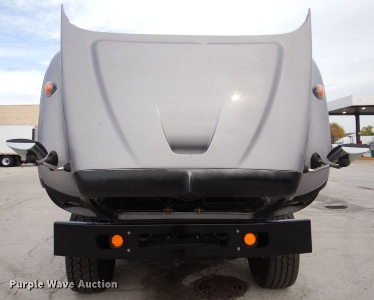 image for item JL9862 2016 International 7600  vacuum truck