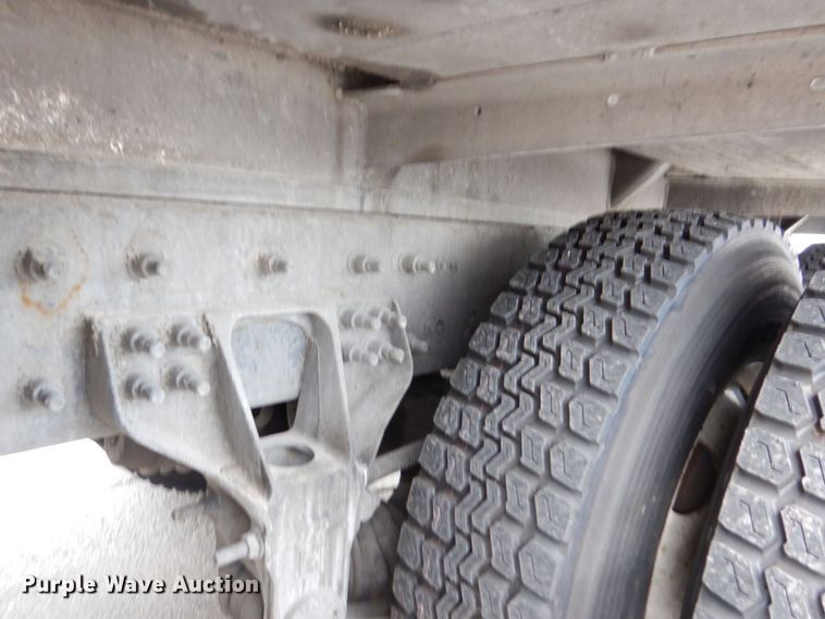 image for item JL9862 2016 International 7600  vacuum truck