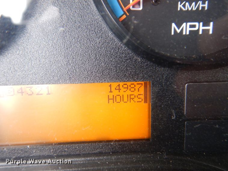 image for item JL9863 2014 International 7500  vacuum truck