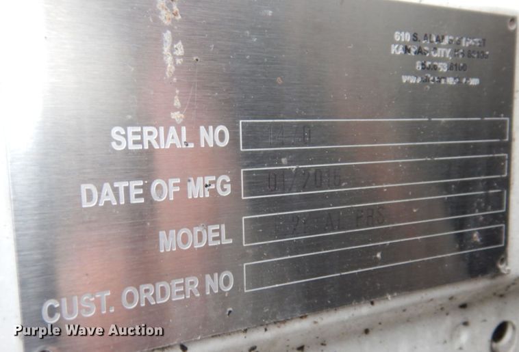 image for item JL9863 2014 International 7500  vacuum truck