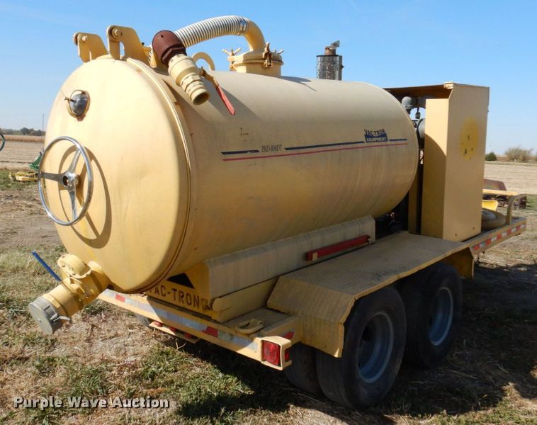 image for item JL9867 2000 Vactron PMD-800DT vacuum excavator