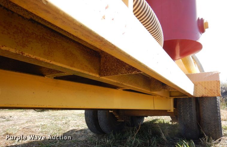 image for item JL9867 2000 Vactron PMD-800DT vacuum excavator